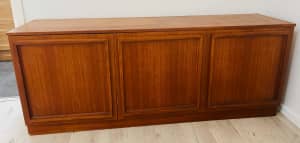 FREE Chiswell buffet sideboard - Mid Century modern