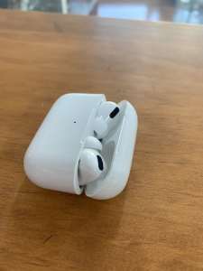APPLE AIRPODS PRO ( 1ST GENERATION ) WITH SHOP WARRANTY