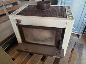 Wood Heater / Wood Fireplace, $450 - Vinsan Salvage G1409