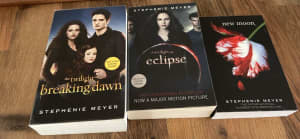 The Twilight Saga Books by Stephanie Meyer