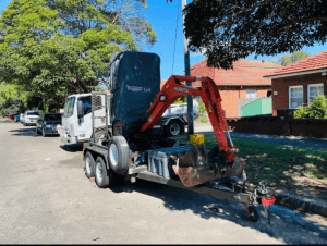 1.7t Excavator and Operator for hire $100ph*