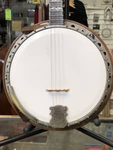 Windsor Plectrum 4 String Banjo Pat D’Oole neck