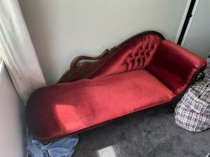 Chaise lounge - Swan design