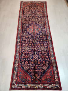 Absolutely beautiful handmade Persian rug 350×110 No:8