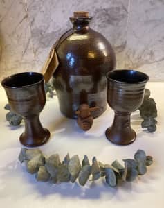 Bendigo Pottery Commemorative Alec Gill Port Barrel & Goblets V RARE