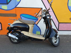 50cc Vmoto Scooter