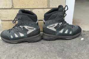 Lowa Womens Goretex hiking boots size38