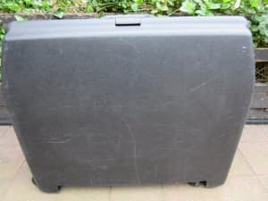 ERGO green hard case oyster shell luggage 4 wheels suitcase 3 avail