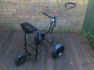 Excellent condition 3-wheel buggy with integrated seat