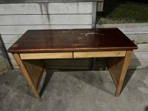 Free sold timber desk