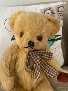 Vintage teddy bear - well loved - suit collector