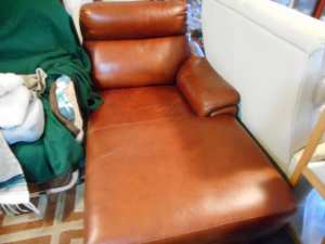CHAISE LOUNGE (ONLY) - LEATHER BROWN - NEED IT GONE - HARDLY USED