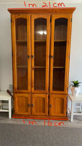 Tall bookcase - Great for upcycling - Need gone