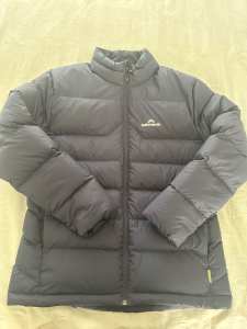 Kathmandu mens 600 fill down puffer jacket size L midnight navy blue