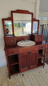 Vintage bathroom vanity and mirror