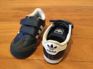 $5 - Baby Shoes - Adidas - Size US 6K