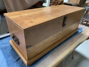 Antique Carpenters Tool Box, 