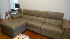 Lounge, genuine leather, 3 seats, with electric chaise and armchair
