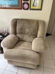 3 Seater & 2 Single recliner lounge (champagne soft cloth)