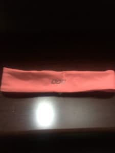 Pink Lorna Jane sweat head band for make up and work out