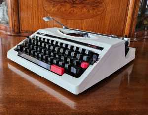 Brother M-1500 Typewriter
