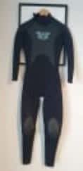 Tiki Womens steamer wetsuit size 10 5/4mm