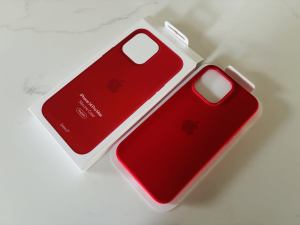 Iphone 14 pro max silicon case red magsafe case