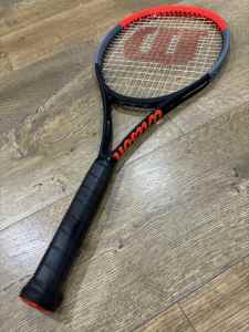 Wilson Clash 100UL tennis racquet