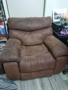 One seater recliner. 