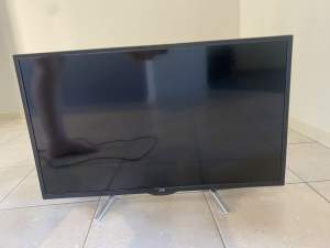 Tv with built in dvd player