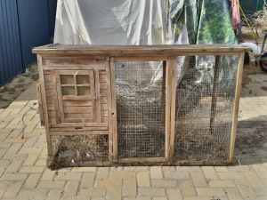 Rabbit hutch or chicken coop aviary