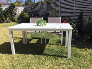 Quality modern Outdoor Table