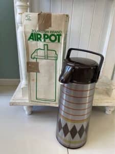 1970's ZOJIRUSHI Air Pot Vacuum Bottle/ Drink Dispenser* 2.45L