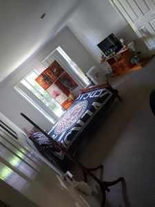 Large Double Furnitured Room in Hope Island with private bathroom