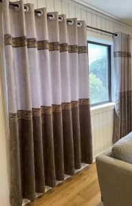 Nice and good quality curtains 4 piers