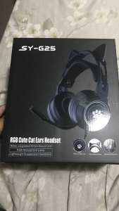 Hello I’m selling a sy-G25 cute cat headphone it’s for girl and boy