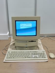 Vintage Apple Macintosh LC575 — excellent working condition!