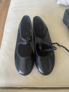 Tap $12, jazz $10 & ballet $5 dance shoes 