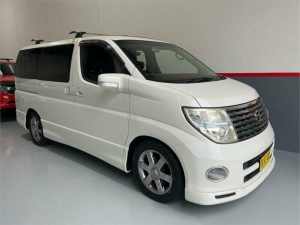 2004 Nissan Elgrand E51 Highway Star White Automatic Campervan