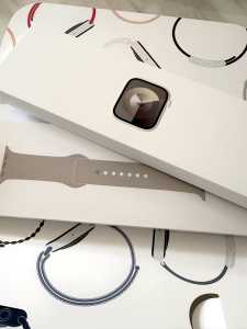 Brand New Apple Watch S9 Starlight 45mm sport band M/L