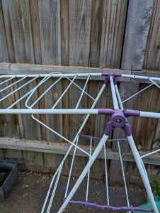 FREE Clothes airer in good condition 