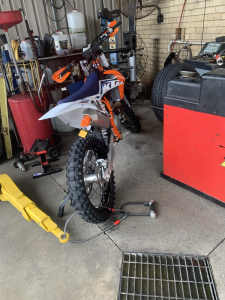 2022 ktm 250 sxf TRADE FOR UPGRADED 2023 SURRON
