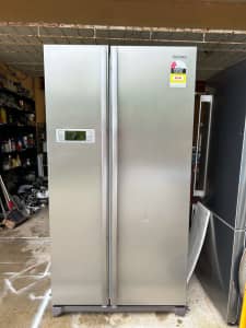SAMSUNG FRENCH DOOR 600 LITRE REFRGERATOR IN EXCELLENT CONDITION