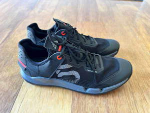Adidas Five Ten Trailcross MTB Shoes - US 9.5