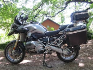 BMW R1200GS LC K50 YEAR 2013 WRECKING  FOR PARTS