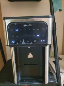 Philips All-In-One Hot and Cold water station.