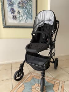 Valco Baby Snap Ultra Pram Stroller Midnight Black
