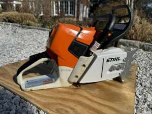 Stihl MS661 C-M Magnum Pro Chainsaw with the STIHL M-Tronic System