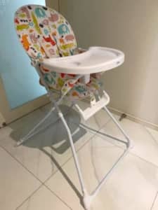 Highchair - Suitable for: 6 months to 15kg.