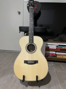 gumtree maton guitar